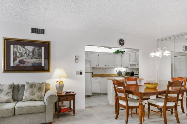 106 Lake Pine Circle C-1, Greenacres, FL 33463