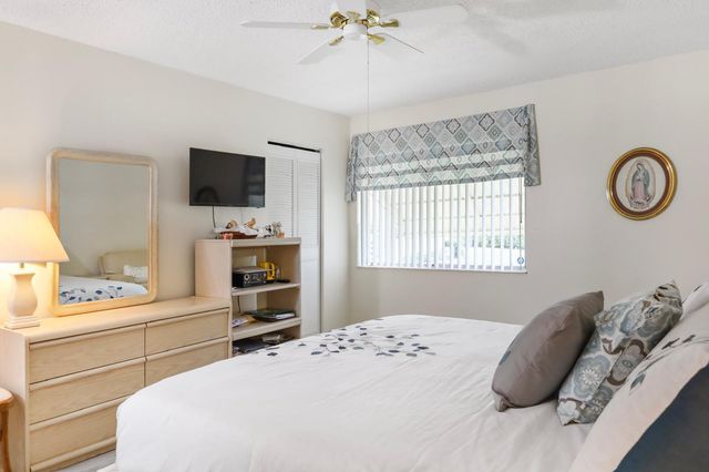 106 Lake Pine Circle C-1, Greenacres, FL 33463