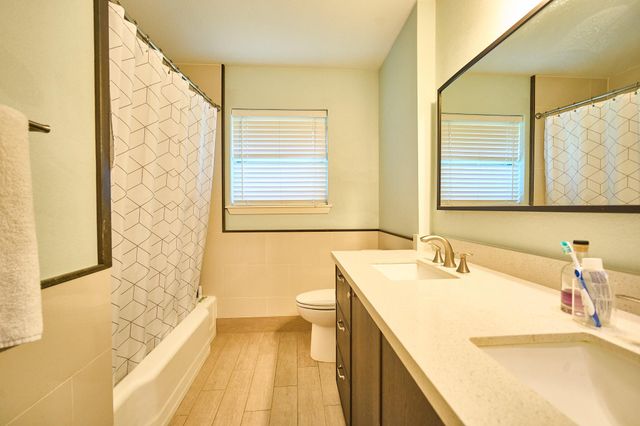 5506 Dumfries Drive, Houston, TX 77096