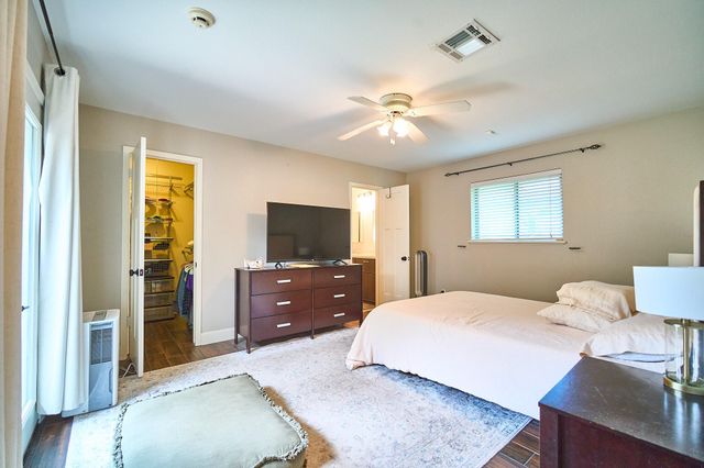 5506 Dumfries Drive, Houston, TX 77096