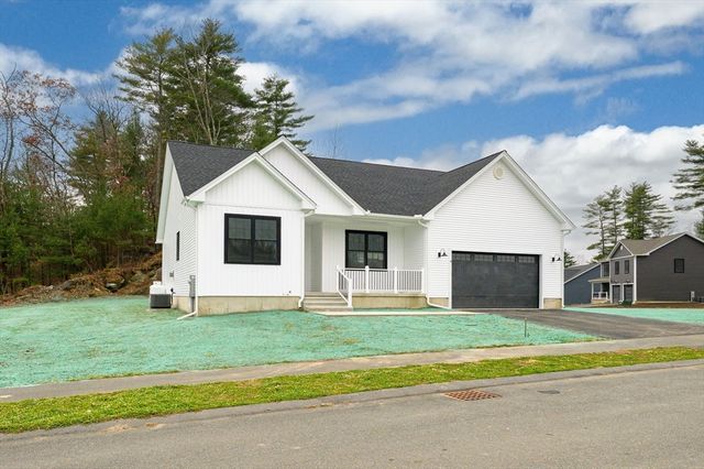 4 Sunny Crest, Belchertown, MA 01007