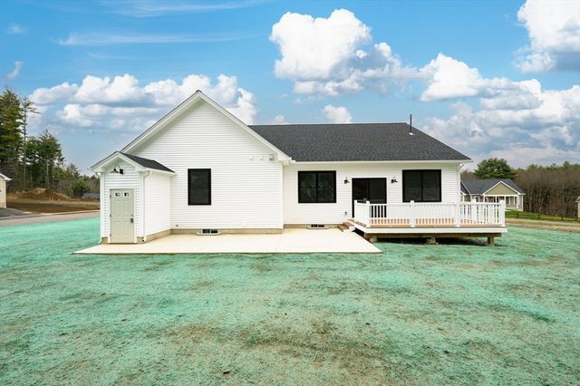 4 Sunny Crest, Belchertown, MA 01007