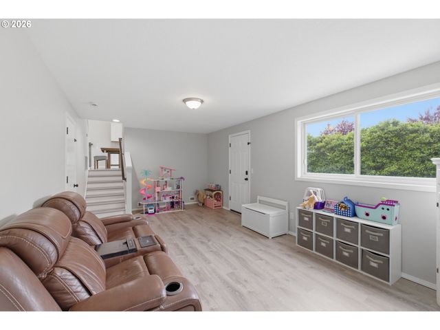 16045 Sw BALER Way, Sherwood, OR 97140