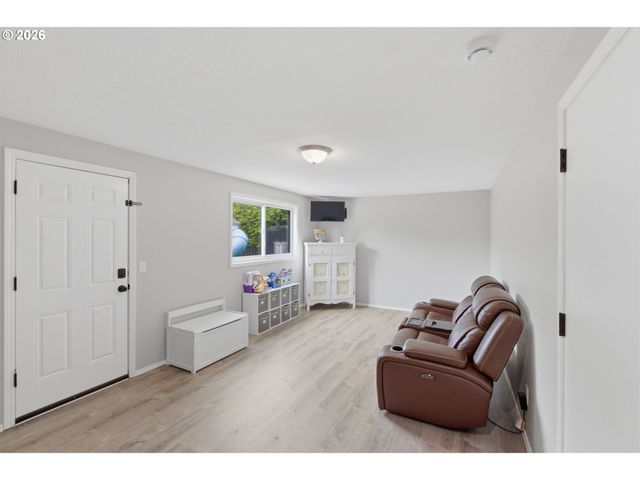 16045 Sw BALER Way, Sherwood, OR 97140