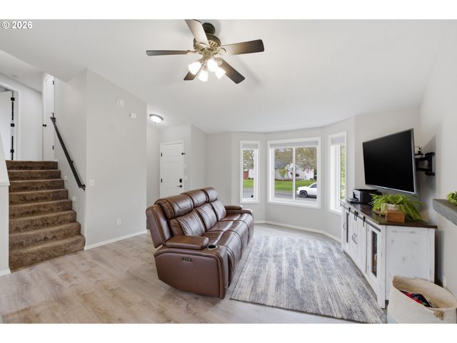 16045 Sw BALER Way, Sherwood, OR 97140