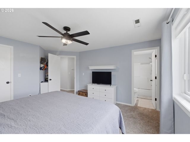 16045 Sw BALER Way, Sherwood, OR 97140