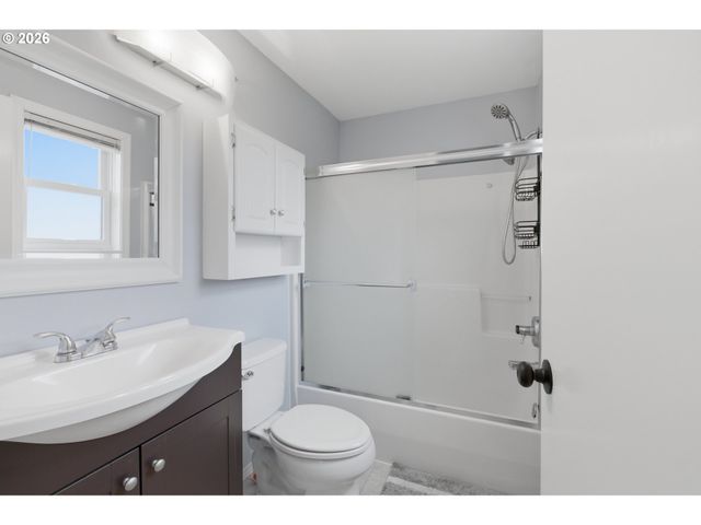 16045 Sw BALER Way, Sherwood, OR 97140