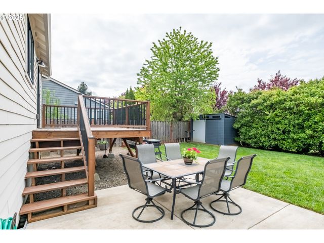 16045 Sw BALER Way, Sherwood, OR 97140