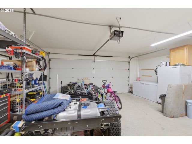 16045 Sw BALER Way, Sherwood, OR 97140