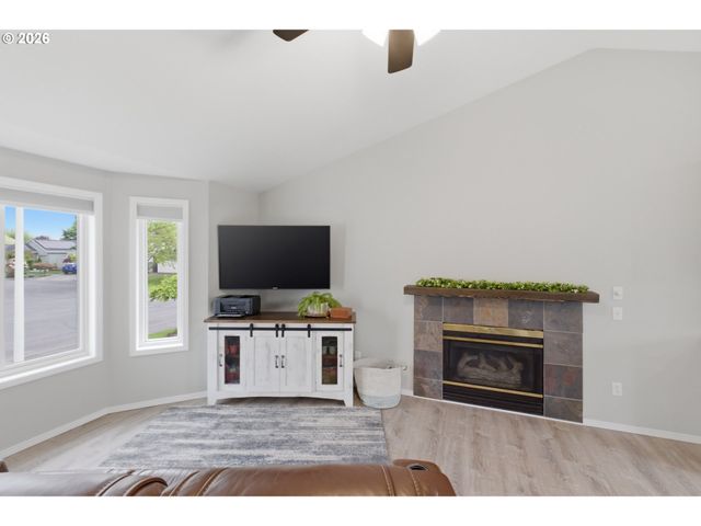 16045 Sw BALER Way, Sherwood, OR 97140
