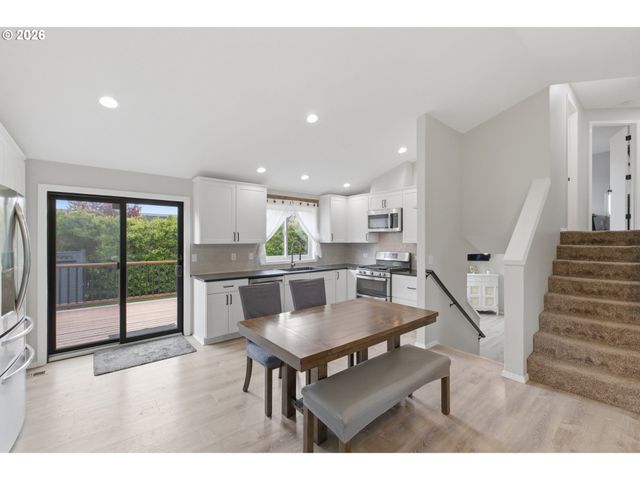 16045 Sw BALER Way, Sherwood, OR 97140