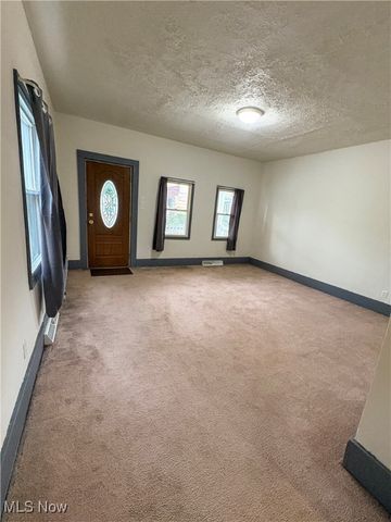 1019 Commerce Street, Wellsville, OH 43968