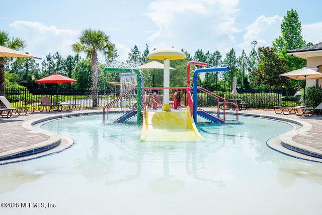 65849 EDGEWATER Drive, Yulee, FL 32097