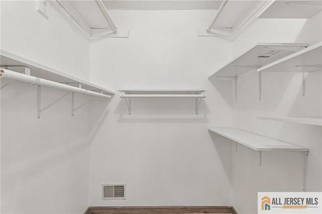 171 Wycoff Way 171, East Brunswick, NJ 08816