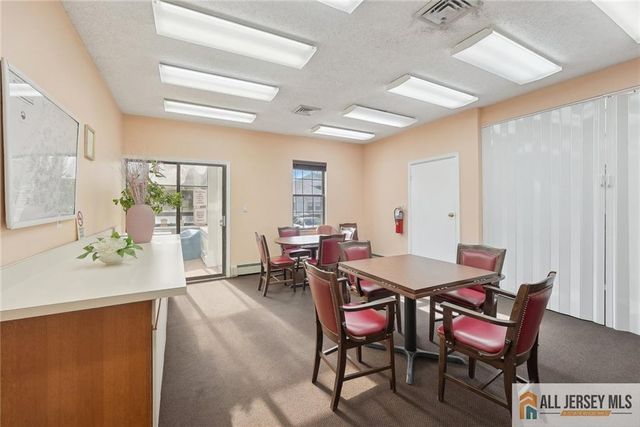 171 Wycoff Way 171, East Brunswick, NJ 08816