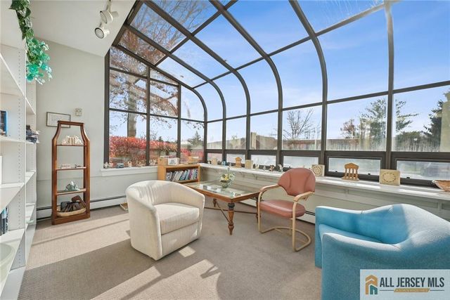171 Wycoff Way 171, East Brunswick, NJ 08816