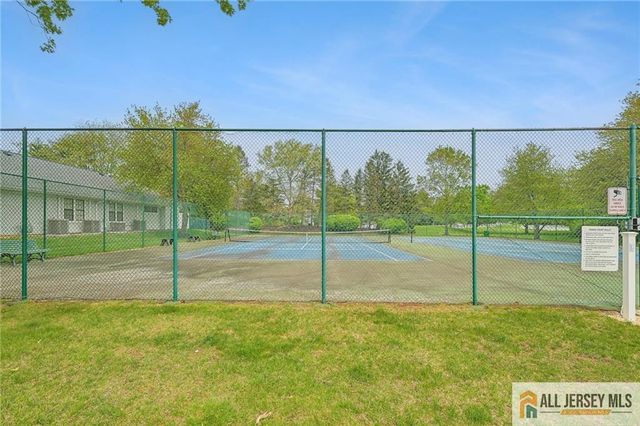 171 Wycoff Way 171, East Brunswick, NJ 08816