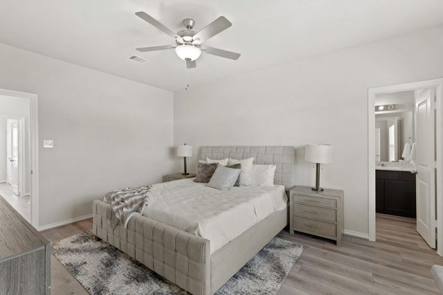 1402 Acorn Meadow Street, Houston, TX 77067