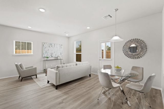 1402 Acorn Meadow Street, Houston, TX 77067
