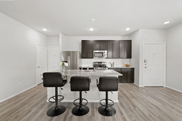 1402 Acorn Meadow Street, Houston, TX 77067