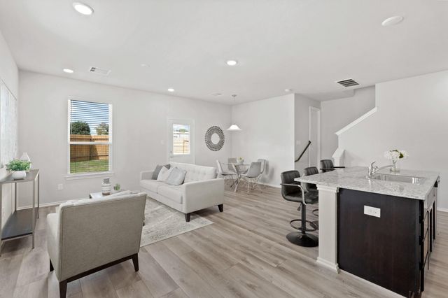 1402 Acorn Meadow Street, Houston, TX 77067