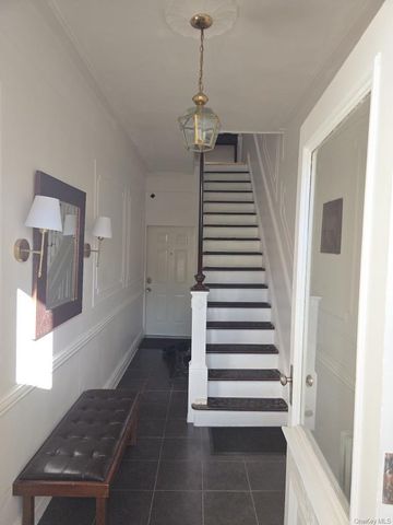 64-07 68th Street, Ridgewood, NY 11385