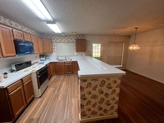 16218 Canario Drive, Houston, TX 77083