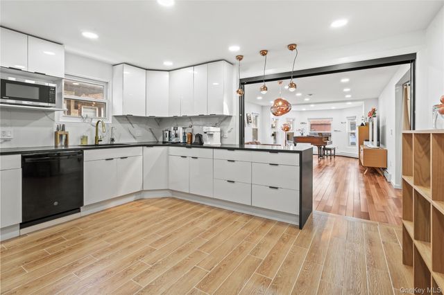 70-51 Juno Street, Forest Hills, NY 11375