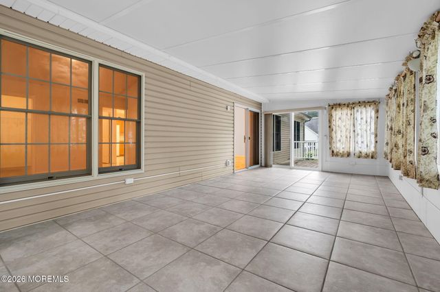 100 Bark Road, Manahawkin, NJ 08050