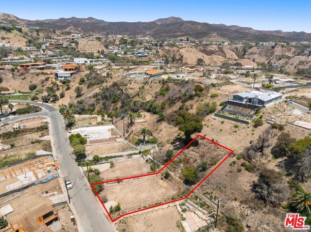 826 Jacon Way, Los Angeles, CA 90272