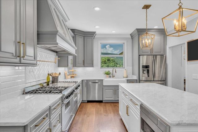 586 Kestrel Lane, Chattanooga, TN 37419