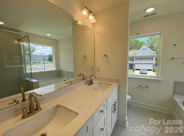 6462 Keeton Lane, Harrisburg, NC 28075