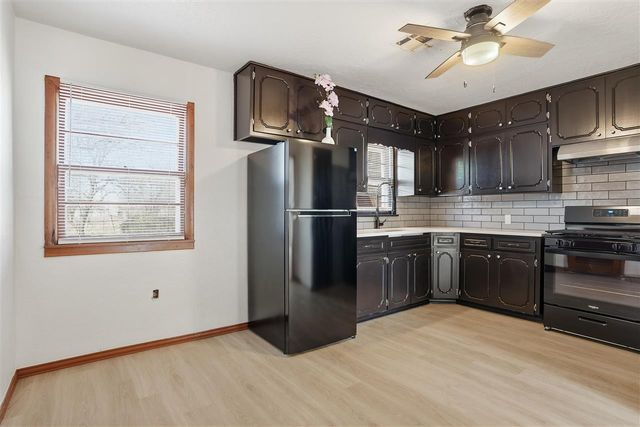 1909 SW B Ave, Lawton, OK 73501