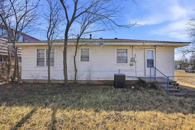 1909 SW B Ave, Lawton, OK 73501