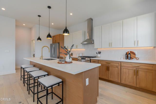 3874 W Point Drive, Los Angeles, CA 90065