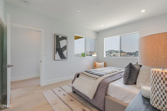 3874 W Point Drive, Los Angeles, CA 90065