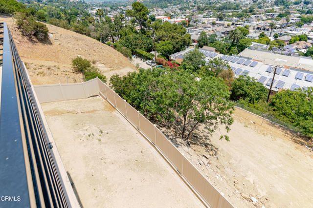 3874 W Point Drive, Los Angeles, CA 90065