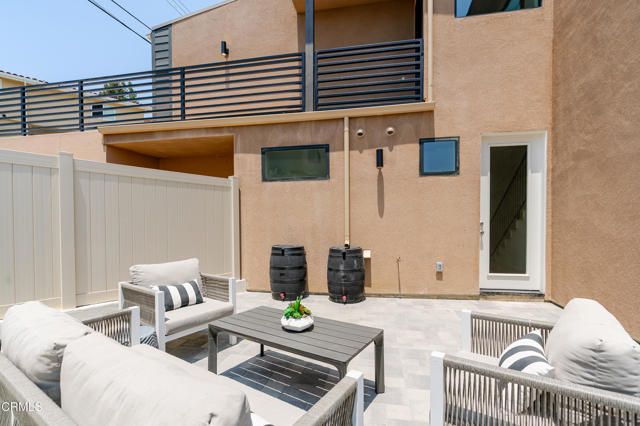 3874 W Point Drive, Los Angeles, CA 90065