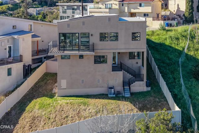 3874 W Point Drive, Los Angeles, CA 90065