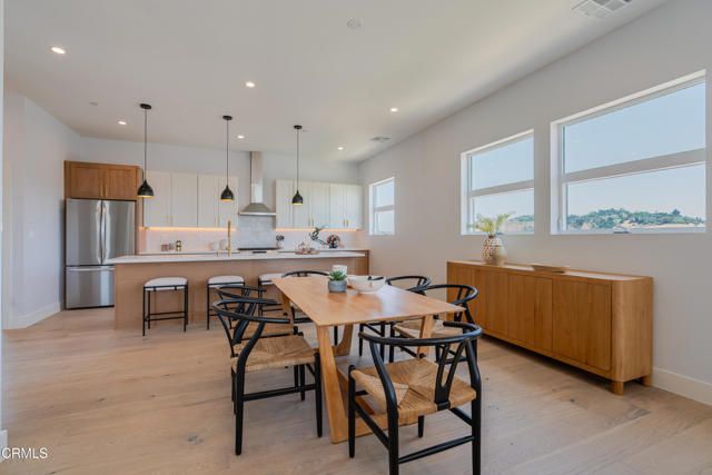 3874 W Point Drive, Los Angeles, CA 90065