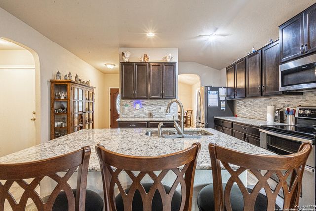 5731 Goliad Bluff, San Antonio, TX 78222