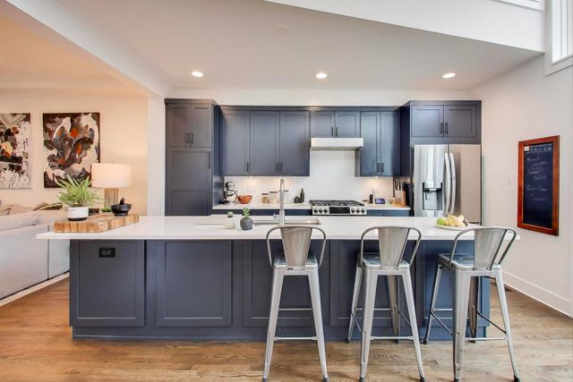 4438 N Spaulding Avenue, Chicago, IL 60625