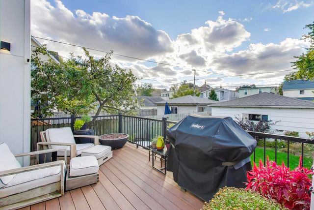 4438 N Spaulding Avenue, Chicago, IL 60625