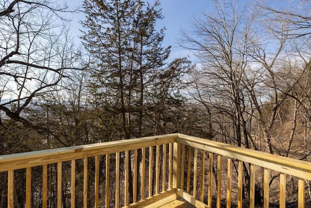 3504 Crown BOULEVARD, La Crosse, WI 54601