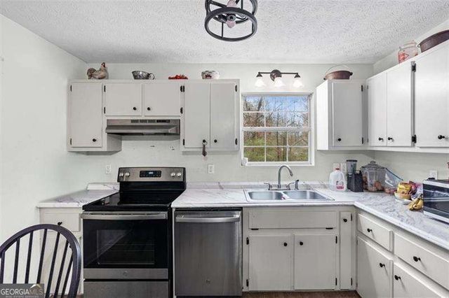 221 Hardin Road SW, Plainville, GA 30733
