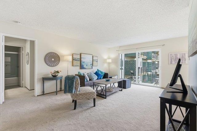 819 N Humboldt Street 407, San Mateo, CA 94401