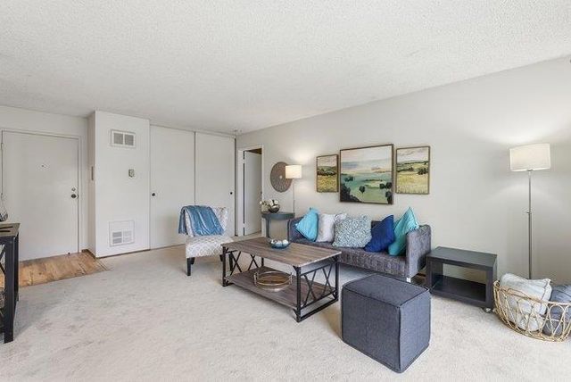 819 N Humboldt Street 407, San Mateo, CA 94401