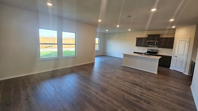 228 Pheasant Run Road, Terrell, TX 75160