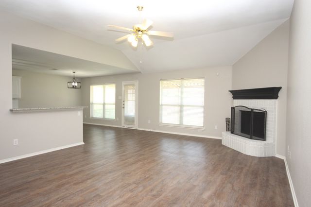 2 Wrexgate Court, Mansfield, TX 76063