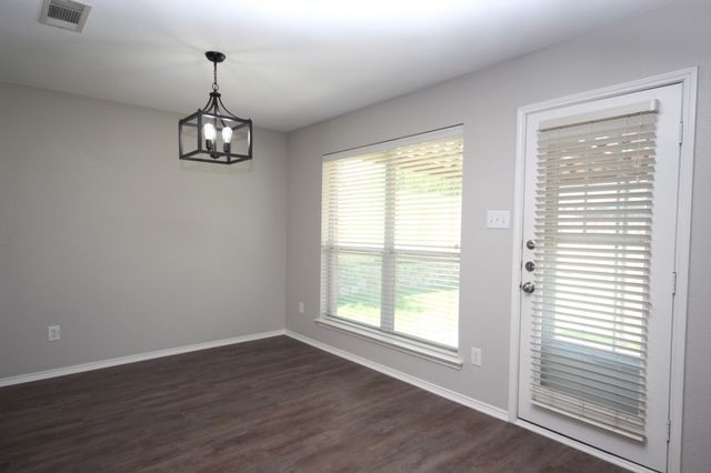 2 Wrexgate Court, Mansfield, TX 76063